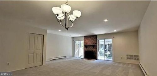 1605 Bromley Est, PINE HILL, NJ, 08021-6425 | Card Image