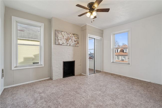 1565 Cumberland St, House other with 4 bedrooms, 2 bathrooms and 2 parking in Crafton PA | Image 16