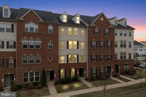 7861 Culloden Crest Ln, GAINESVILLE, VA, 20155-3662 | Card Image