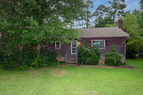 801 Bales Chapel Road, Jamestown, NC, 27282 | Card Image