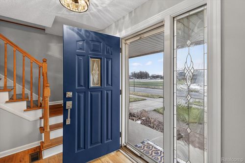 15106 Englewood Ave, Allen Park, MI, 48101-1664 | Card Image