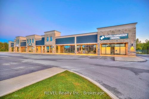 7-8685 Lundy'S Lane, Niagara Falls, ON, L2H1H5 | Card Image