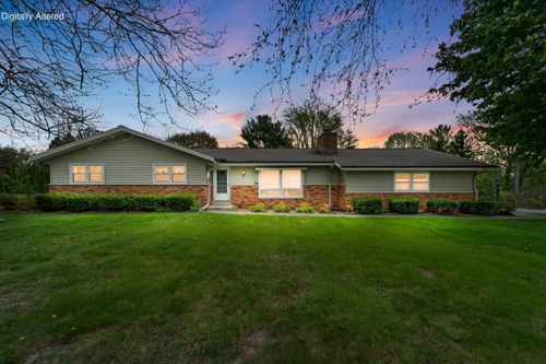 W221S7400 Valley View Rd, Muskego, WI, 53150-9676 | Card Image
