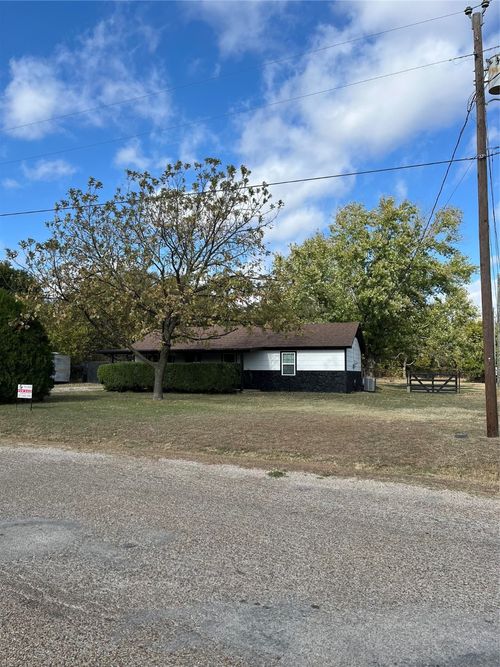 8209 Happy Trl, Alvarado, TX, 76009-6411 | Card Image