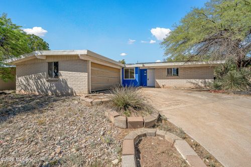 8957 E 25th Street, Tucson, AZ, 85710 | Card Image