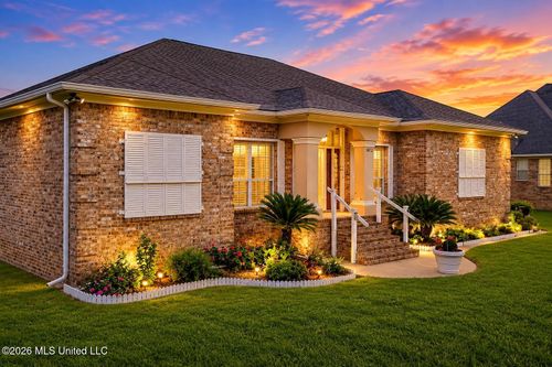 14712 Dismuke Ave, Biloxi, MS, 39532-5742 | Card Image