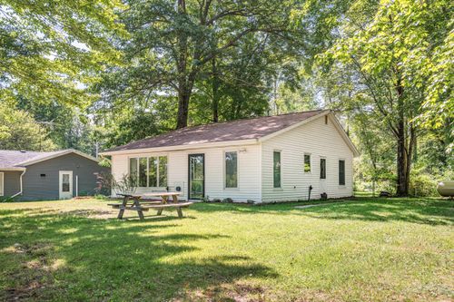 3249 Evergreen Rd, Sears, MI, 49679-8501 | Card Image