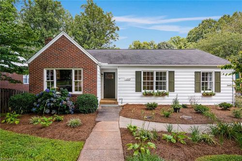 1209 Irving St, Winston-Salem, NC, 27103-5015 | Card Image