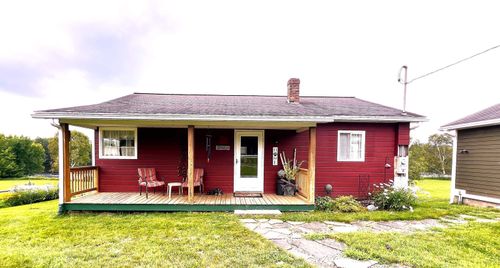 1433 E Side River Rd, Dummer, NH, 03588-5426 | Card Image