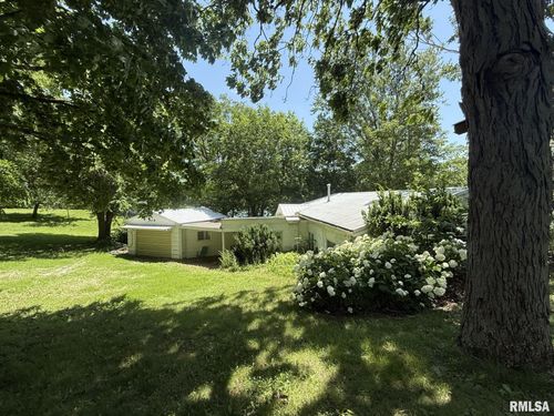 109 Lake Warren Dr, Monmouth, IL, 61462-9600 | Card Image