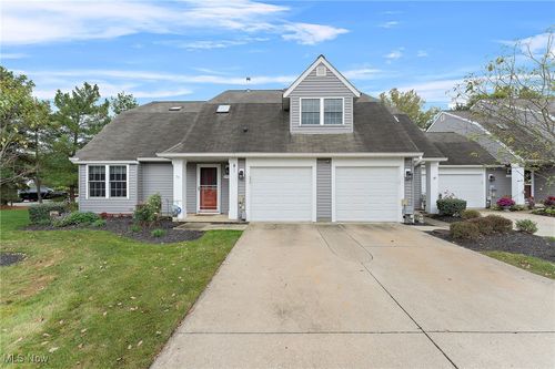 7-9537 Ridge Ct, Twinsburg, OH, 44087-1686 | Card Image