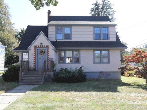 75 Wilton Rd, Windsor, CT, 06095-3604 | Card Image