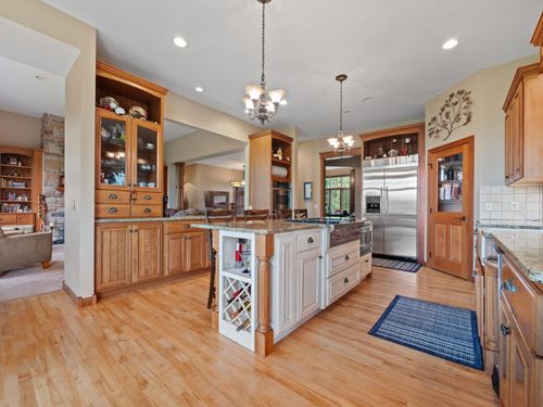 4424 Donway Dr Ne, Alexandria, MN, 56308-5092 | Card Image