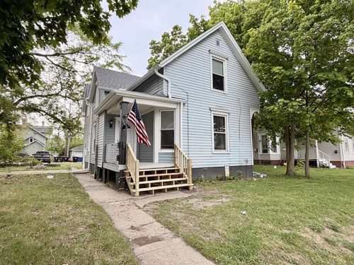 1623 Maple St, RACINE, WI, 53404-3215 | Card Image