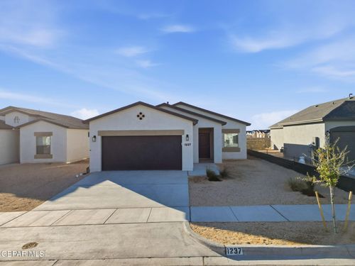 1237 Irish Summer Pl, El Paso, TX, 79928-6121 | Card Image