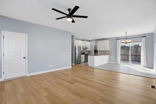 3304 Timber Run Dr, COLUMBIA, MO, 65203-1565 | Card Image