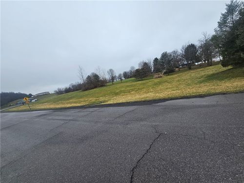 2 Hidden Greens Rd, Weedsport, NY, 13166-9841 | Card Image