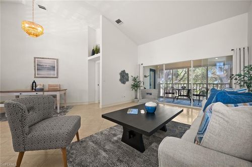 apt-j4-8370 Excalibur Cir, NAPLES, FL, 34108-6750 | Card Image