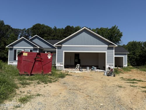 241 Maxwell Farm Ln, Selma, NC, 27576-4404 | Card Image