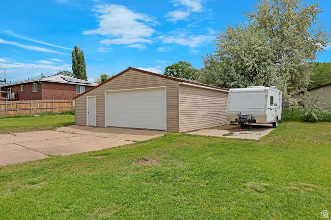 View of detached garage | Image 33