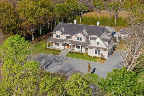14 Pen Craig Rd, Quogue, NY, 11959-4261 | Card Image