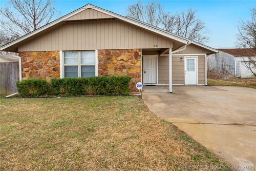 28 W Goodykoontz Ave, Sapulpa, OK, 74066-6464 | Card Image