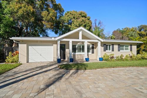 316 Barbara Cir, BELLEAIR, FL, 33756-1042 | Card Image