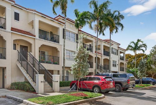 204-5980 W Sample Rd, Coral Springs, FL, 33067-3258 | Card Image