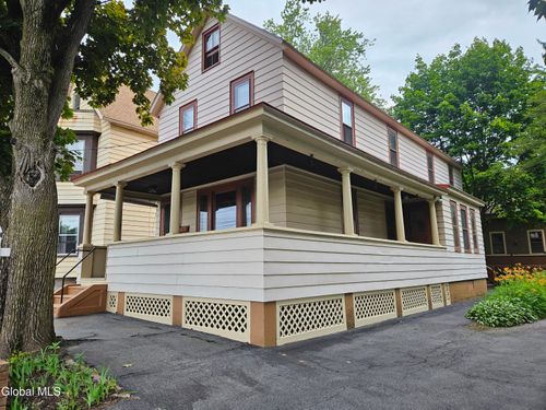 8 Schonowee Ave, Scotia, NY, 12302-2407 | Card Image