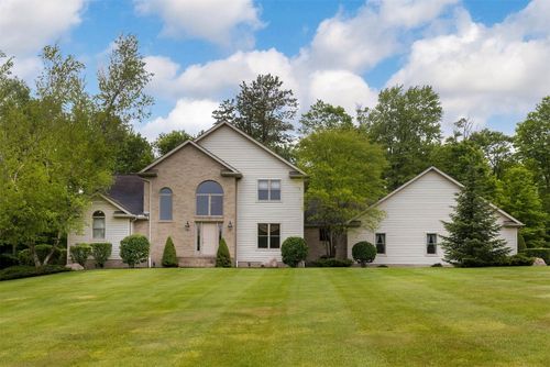 10170 Tiger Lily Ln, Waterford, PA, 16441-9256 | Card Image