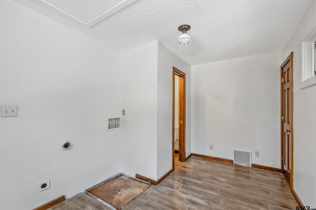 229 Hideaway Lane Central, House other with 4 bedrooms, 4 bathrooms and null parking in Hideaway TX | Image 21