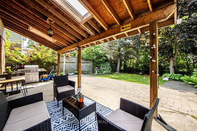 915 Harding St, House other with 3 bedrooms, 2 bathrooms and 3 parking in Whitby ON | Image 43