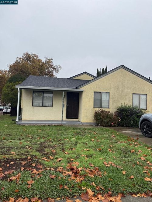 300 Concord St, Vallejo, CA, 94591-5535 | Card Image