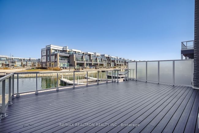3793 Ferretti Crt, House attached with 5 bedrooms, 6 bathrooms and 2 parking in Innisfil ON | Image 4