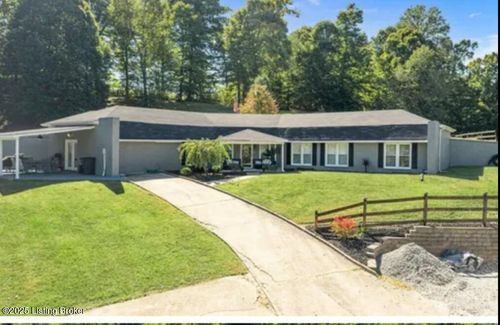 387 W Maple St, Caneyville, KY, 42721-9100 | Card Image