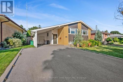 25 Chatsworth Dr, Brampton, ON, L6X2L8 | Card Image