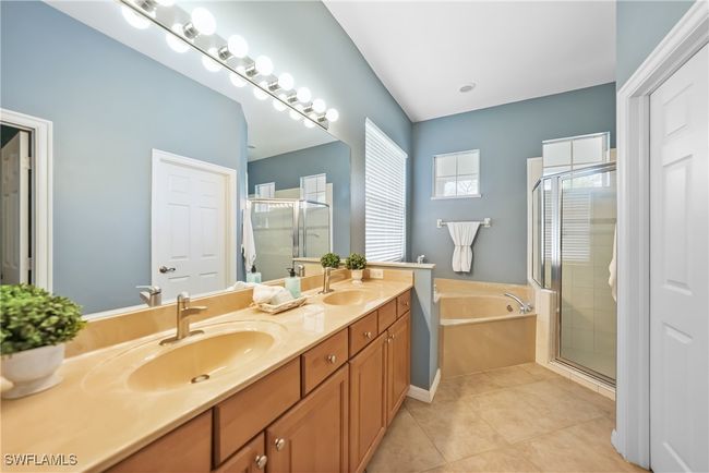 11700 Pine Timber Ln, House other with 3 bedrooms, 2 bathrooms and null parking in FORT MYERS FL | Image 19