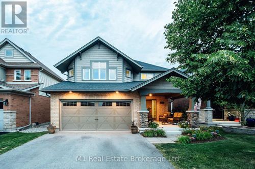 82 Vaughan Street, Guelph (Clairfields/Hanlon Business Park), ON, N1G0B3 | Card Image