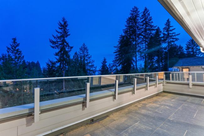 3930 Bayridge Avenue, House other with 5 bedrooms, 5 bathrooms and 3 parking in West Vancouver BC | Image 12