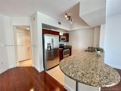 506 - 7290 Sw 90th St, Condo with 2 bedrooms, 2 bathrooms and null parking in Miami FL | Image 3