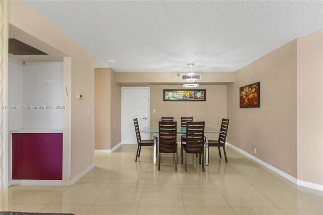 303 - 19101 Mystic Pointe Dr, Condo with 2 bedrooms, 2 bathrooms and null parking in Aventura FL | Image 16