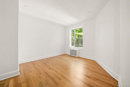apt-f44-45 40th St, Sunnyside, NY, 11104-3955 | Card Image