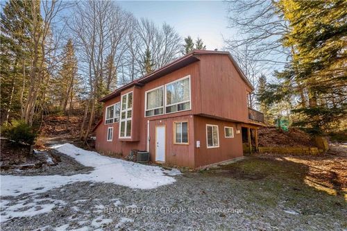 32 Davidson Dr, Sauble Beach, ON, N0H2G0 | Card Image