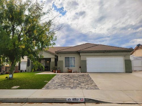1992 Warwick St, San Jacinto, CA, 92582 | Card Image