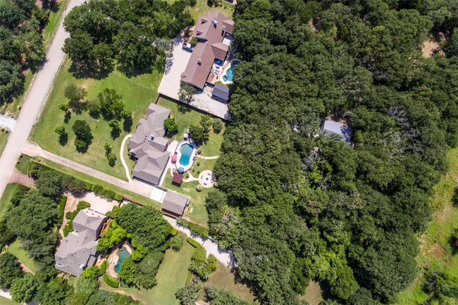 Country living at it's finest! | Image 39