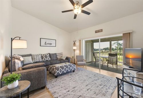 4305-7360 Glenmoor Ln, NAPLES, FL, 34104-9702 | Card Image