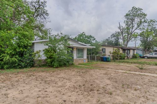118 Idell Ave, San Antonio, TX, 78223-3130 | Card Image