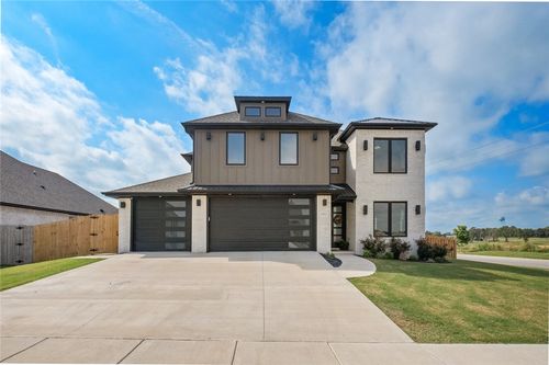 1911 Gaines St, Pea Ridge, AR, 72751-2052 | Card Image