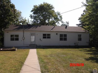 2401 Se Maryland Ave, House other with 3 bedrooms, 1 bathrooms and null parking in Topeka KS | Image 3