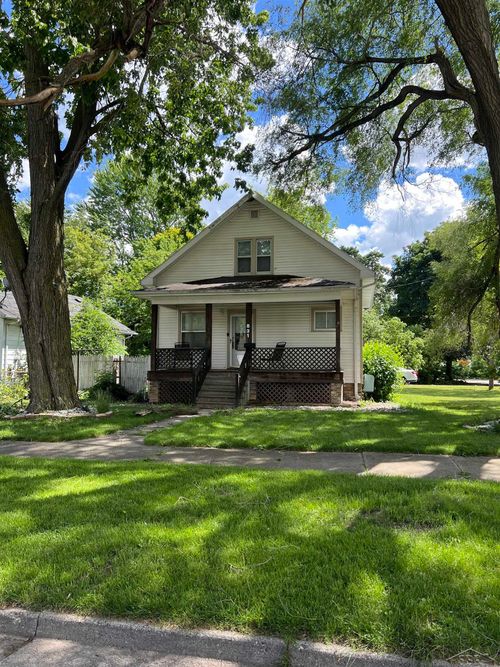 831 Ash Street, Saginaw, MI, 48602 | Card Image